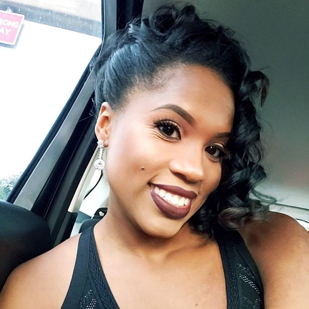 Meet your Posher, Quiana